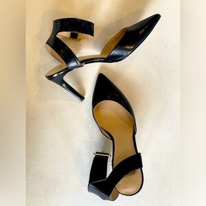 Nine West ankle strap worn twice